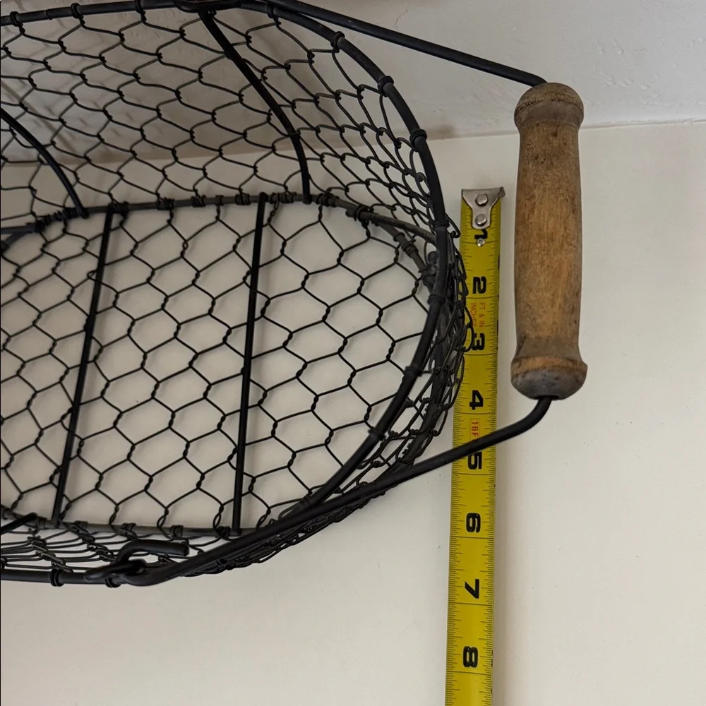 Rustic Wire Basket - Picture 8 of 8